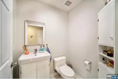 9 Legend Hills Drive, Edgewater, NJ 07020 - Photo 12