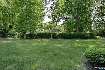 20 Dojean Court, Bergenfield, NJ 07621 - Photo 42