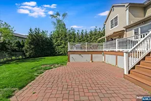 254 Hoppers Ln, Paramus, NJ 07652 - Photo 32