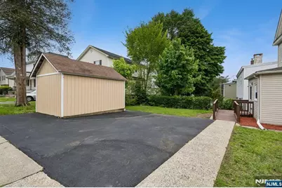 52 Central Avenue, Dover, NJ 07801 - Photo 22
