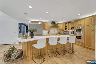 364 Canterbury Ln, Wyckoff Township, NJ 07481 - Photo 14