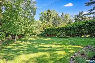 687 Grove St, Montclair, NJ 07043 - Photo 14
