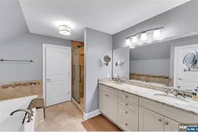 32 Cherrywood Court 7004 #7004, River Vale Township, NJ 07675 - Photo 28