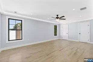 66 Westview Dr, Bergenfield, NJ 07621 - Photo 20