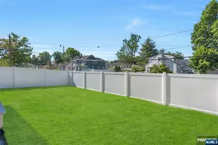 66 Westview Dr, Bergenfield, NJ 07621 - Photo 38