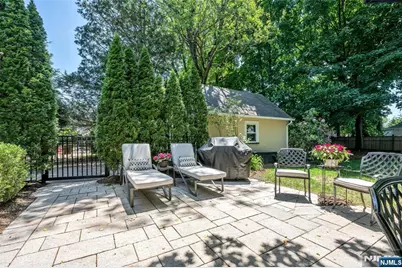 630 Wyndemere Avenue, Ridgewood, NJ 07450 - Photo 30