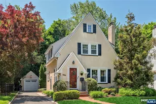630 Wyndemere Ave, Ridgewood, NJ 07450 - Photo 2
