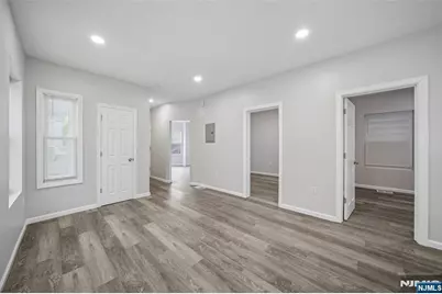 77 Madison Avenue, Paterson, NJ 07524 - Photo 18