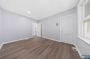 134 Dewey St, Newark, NJ 07112 - Photo 8