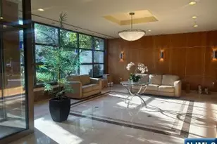 60 Parkway Dr 3G, East Orange, NJ 07017 - Photo 2