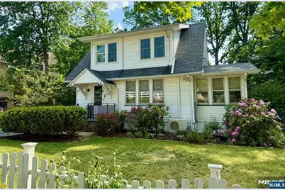 11 Pine Brook Road, Montville Township, NJ 07082 - Photo 2