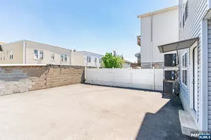 299 N 13th St, Newark, NJ 07107 - Photo 22