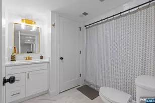 385 Copeland Ave, Lyndhurst Township, NJ 07071 - Photo 26