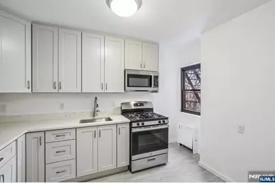 3060 Edwin Avenue 4C #4C, Fort Lee, NJ 07024 - Photo 18