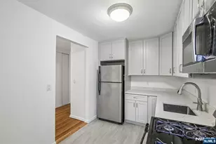 3060 Edwin Ave 4C, Fort Lee, NJ 07024 - Photo 14