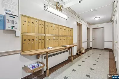 3060 Edwin Avenue 4C #4C, Fort Lee, NJ 07024 - Photo 4