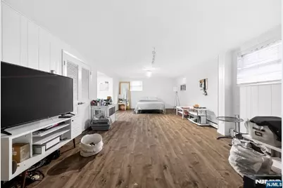 24 E Ruby Avenue, Palisades Park, NJ 07650 - Photo 24