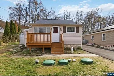 54 Wildwood Road, Jefferson Township, NJ 07438 - Photo 1