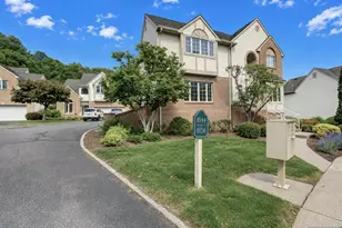 1044 Smith Manor Blvd 23, West Orange Township, NJ 07052 - Photo 4