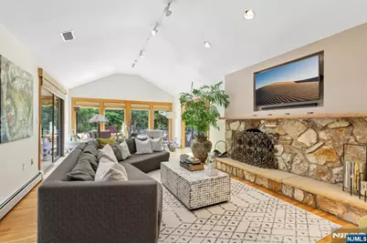 741 Natures Way, Franklin Lakes, NJ 07417 - Photo 18