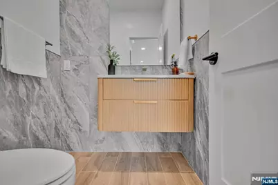 519 4th Street A #A, Palisades Park, NJ 07650 - Photo 14