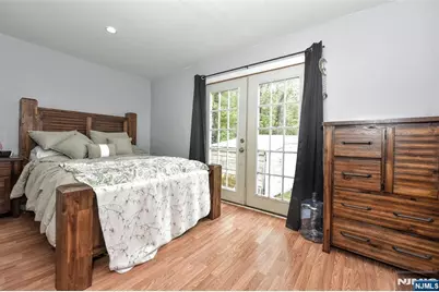 42 Kanouse Road, West Milford, NJ 07435 - Photo 8