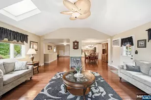 17 Kiowa Terrace, Oakland, NJ 07436 - Photo 34