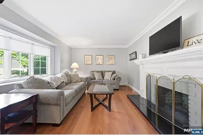 101 Walnut Street, Oakland, NJ 07436 - Photo 8