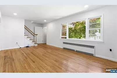 34 Rowland Avenue, Hackensack, NJ 07601 - Photo 4
