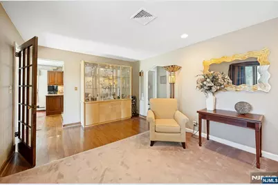 45 W Oldis Street, Rochelle Park Township, NJ 07662 - Photo 10