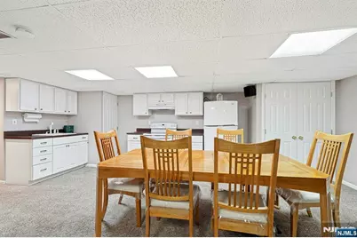 45 W Oldis Street, Rochelle Park Township, NJ 07662 - Photo 32