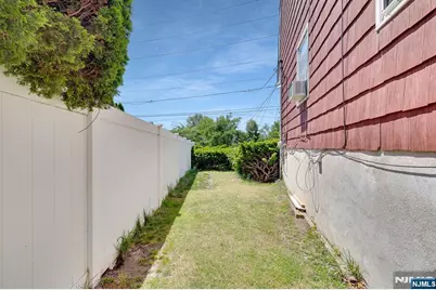 31 Marginal Road, Rutherford, NJ 07070 - Photo 40