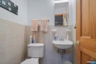 17 Foxhill Ln, Ringwood, NJ 07456 - Photo 32