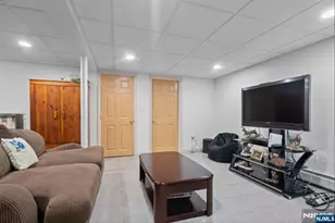 17 Foxhill Ln, Ringwood, NJ 07456 - Photo 36
