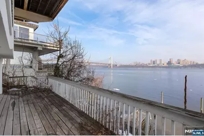 27 Shore Road, Edgewater, NJ 07020 - Photo 42
