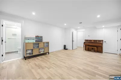 471 1st Street A #A, Palisades Park, NJ 07650 - Photo 34