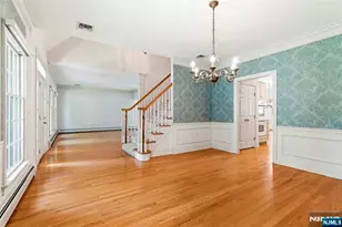 7 Alex Ct, Wyckoff Township, NJ 07481 - Photo 2