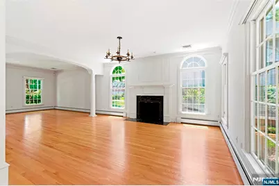7 Alex Court, Wyckoff Township, NJ 07481 - Photo 4