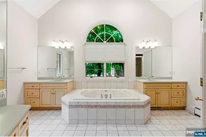 7 Alex Court, Wyckoff Township, NJ 07481 - Photo 16