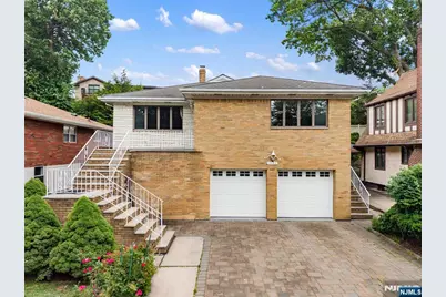1042 Harvard Place, Fort Lee, NJ 07024 - Photo 2