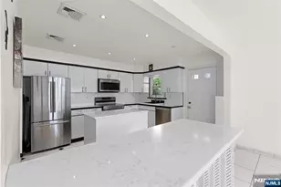 1042 Harvard Pl, Fort Lee, NJ 07024 - Photo 16