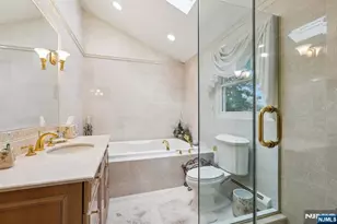 400 Faletti Cir, River Vale Township, NJ 07675 - Photo 22
