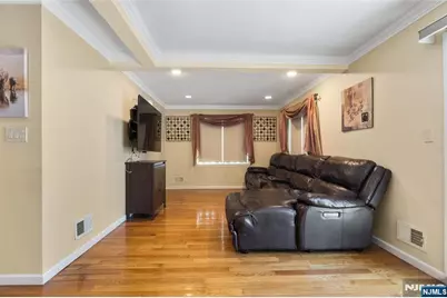 13 Ogden Road, Belleville, NJ 07109 - Photo 6