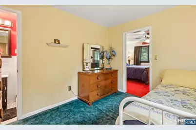 123 Midwood Road, Paramus, NJ 07652 - Photo 30