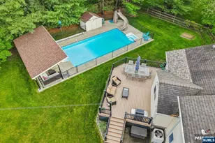 123 Midwood Rd, Paramus, NJ 07652 - Photo 38