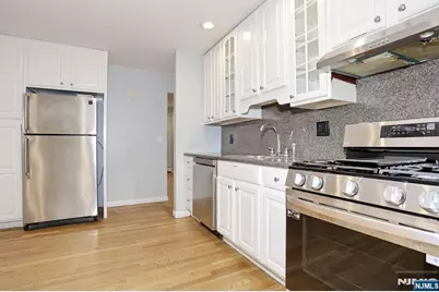 22 Mountain Avenue, Westwood, NJ 07675 - Photo 12