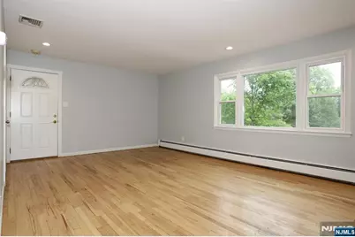 22 Mountain Avenue, Westwood, NJ 07675 - Photo 6
