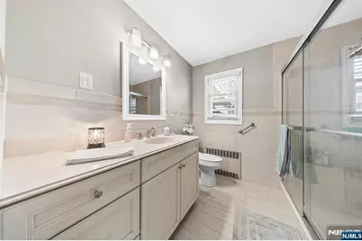 23 Homcy Place, Clifton, NJ 07011 - Photo 18
