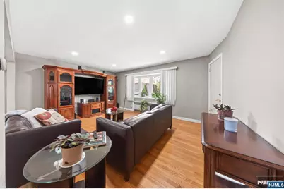23 Homcy Place, Clifton, NJ 07011 - Photo 4