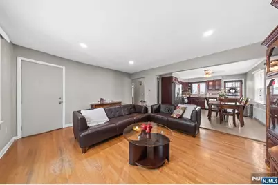 23 Homcy Place, Clifton, NJ 07011 - Photo 6